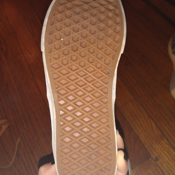 Vans - Picture 3 of 3